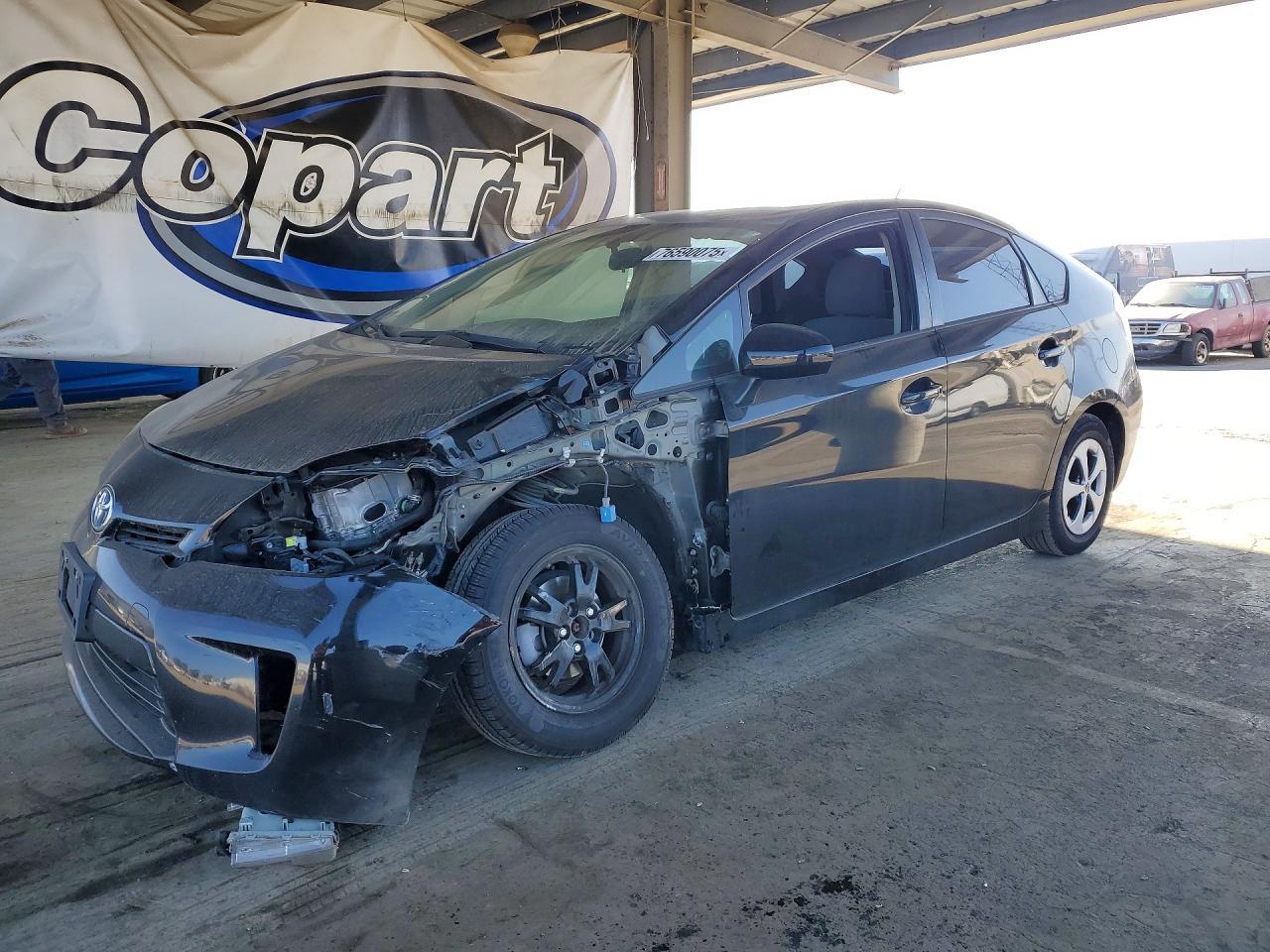 2014 TOYOTA PRIUS
