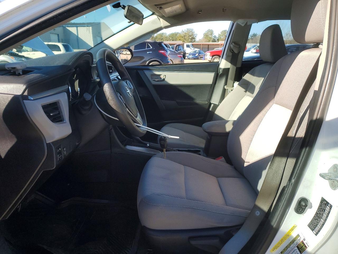 2015 TOYOTA COROLLA