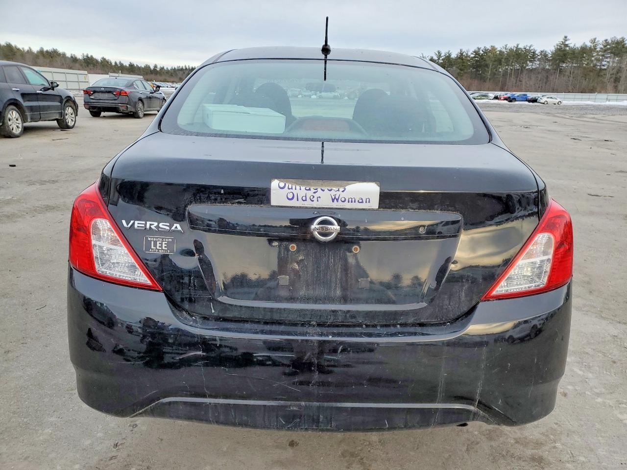 2015 NISSAN VERSA