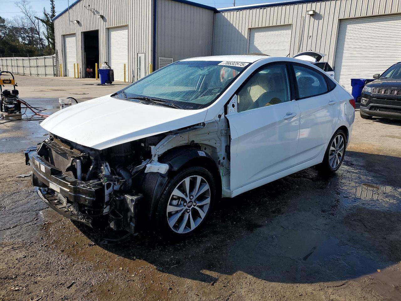 2014 HYUNDAI ACCENT