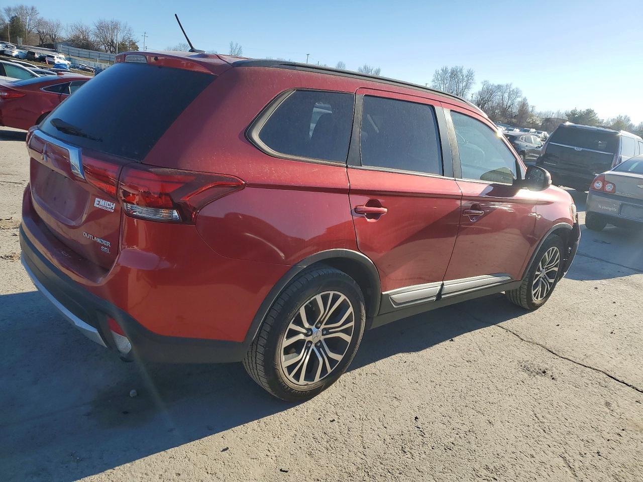2016 MITSUBISHI outlander