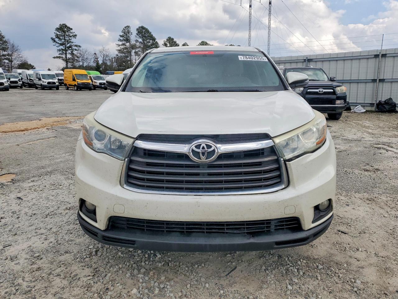 2016 TOYOTA HIGHLANDER