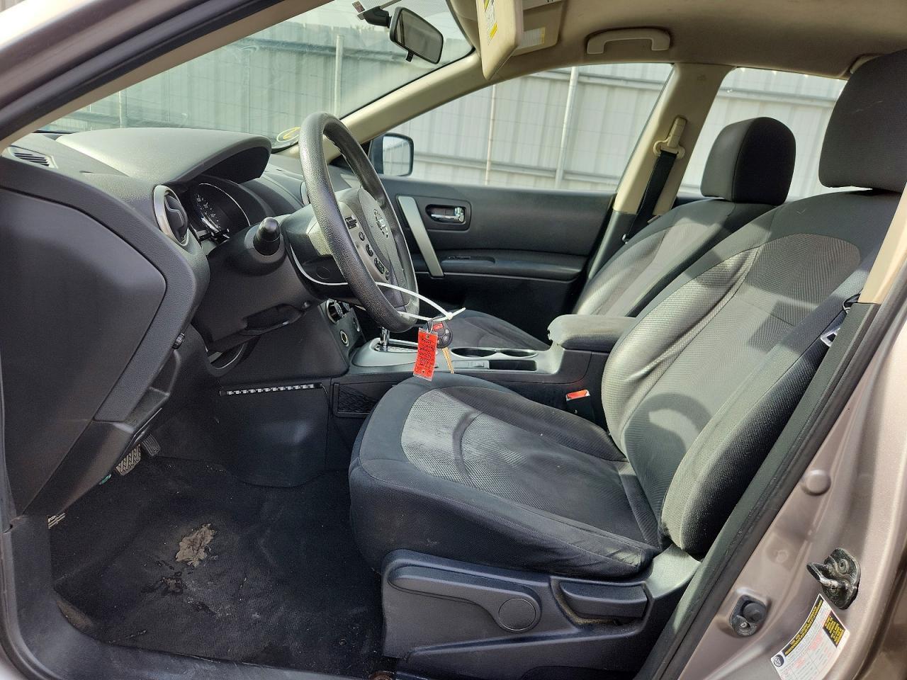 2014 NISSAN ROGUE