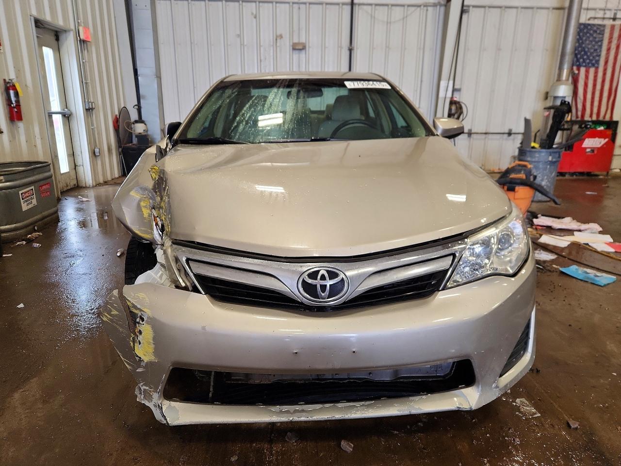 2013 TOYOTA CAMRY