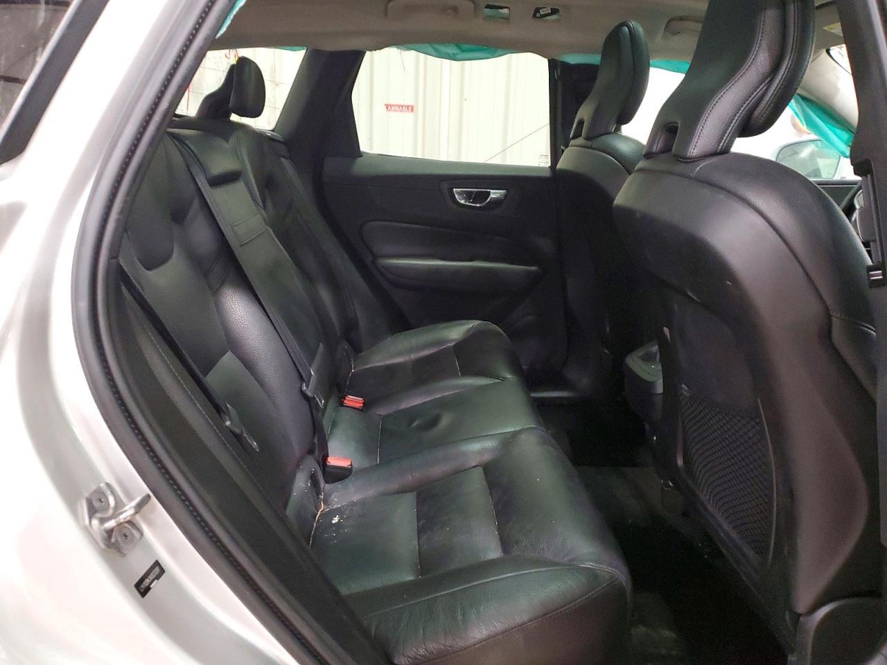 2019 VOLVO XC60