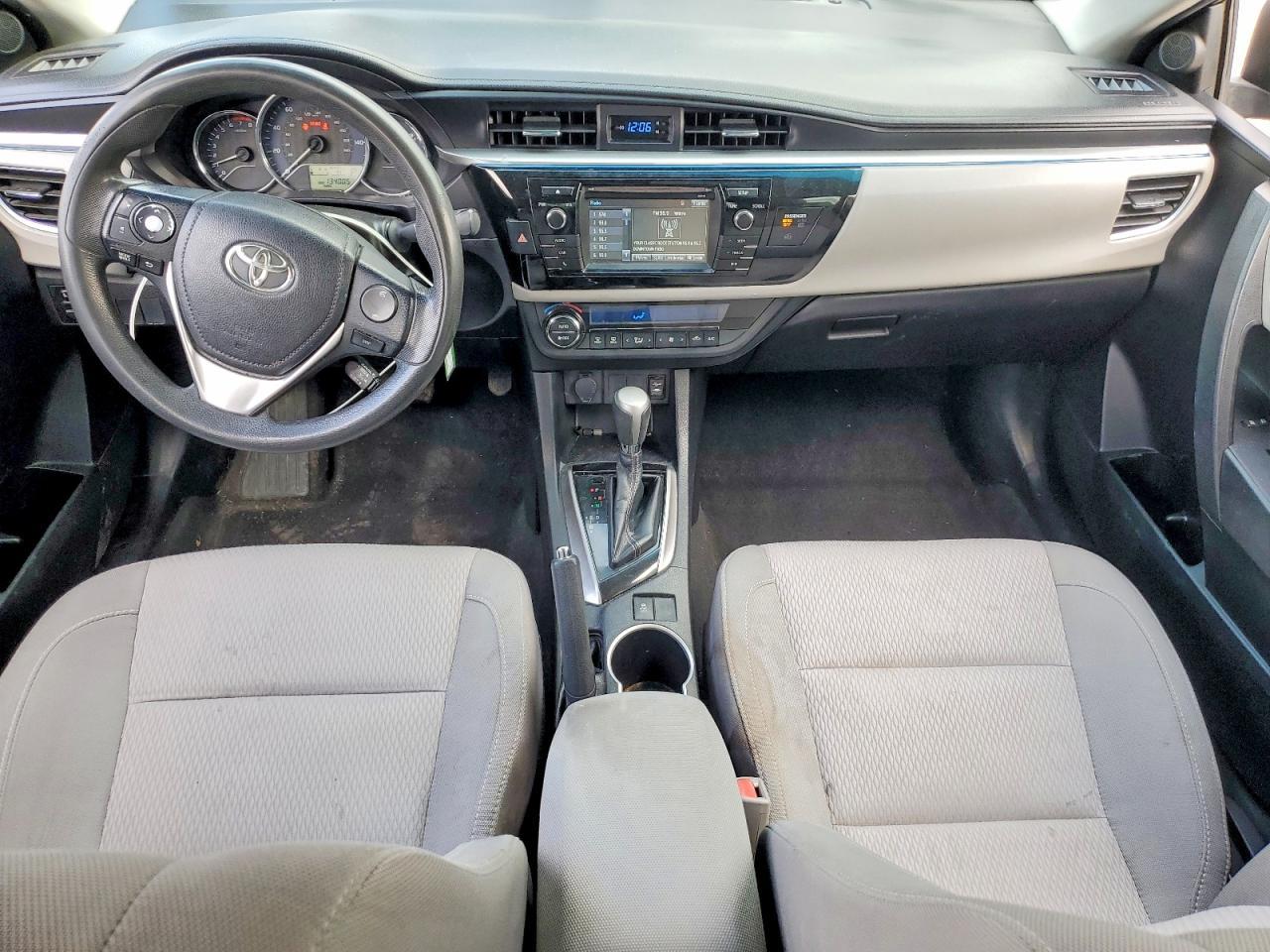 2015 TOYOTA COROLLA