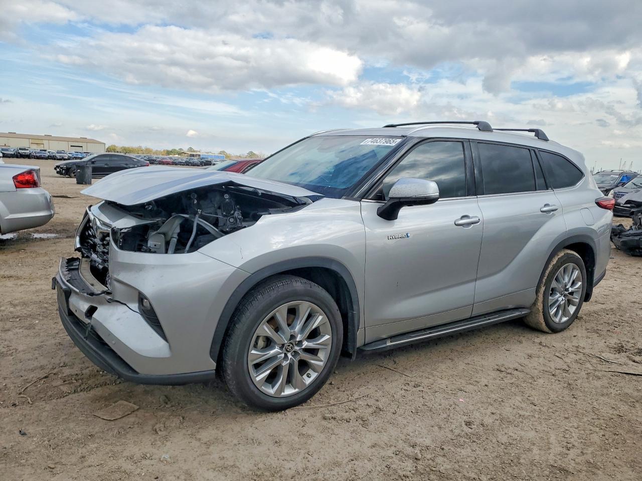 2021 TOYOTA Highlander Hybrid