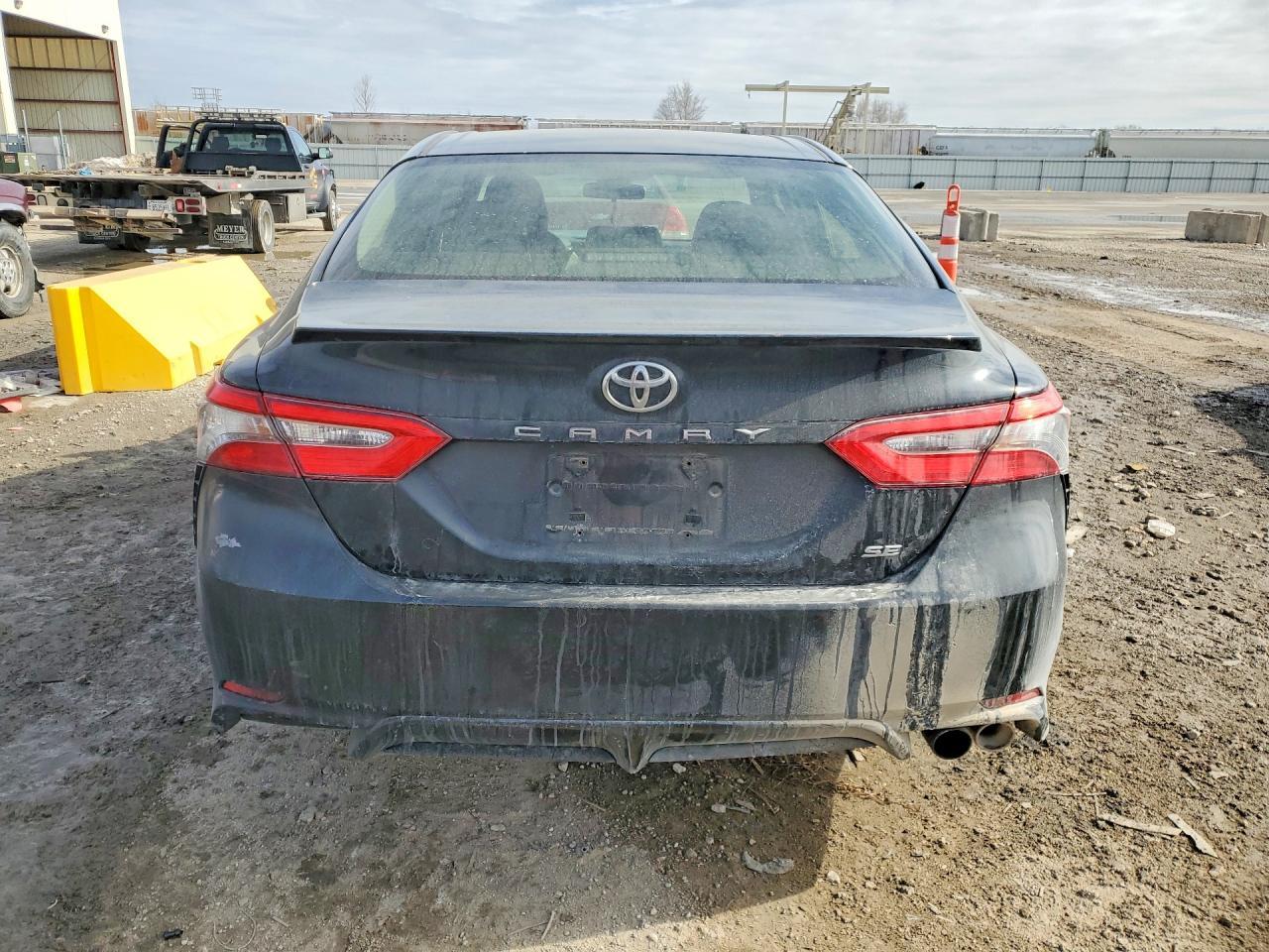 2018 TOYOTA CAMRY
