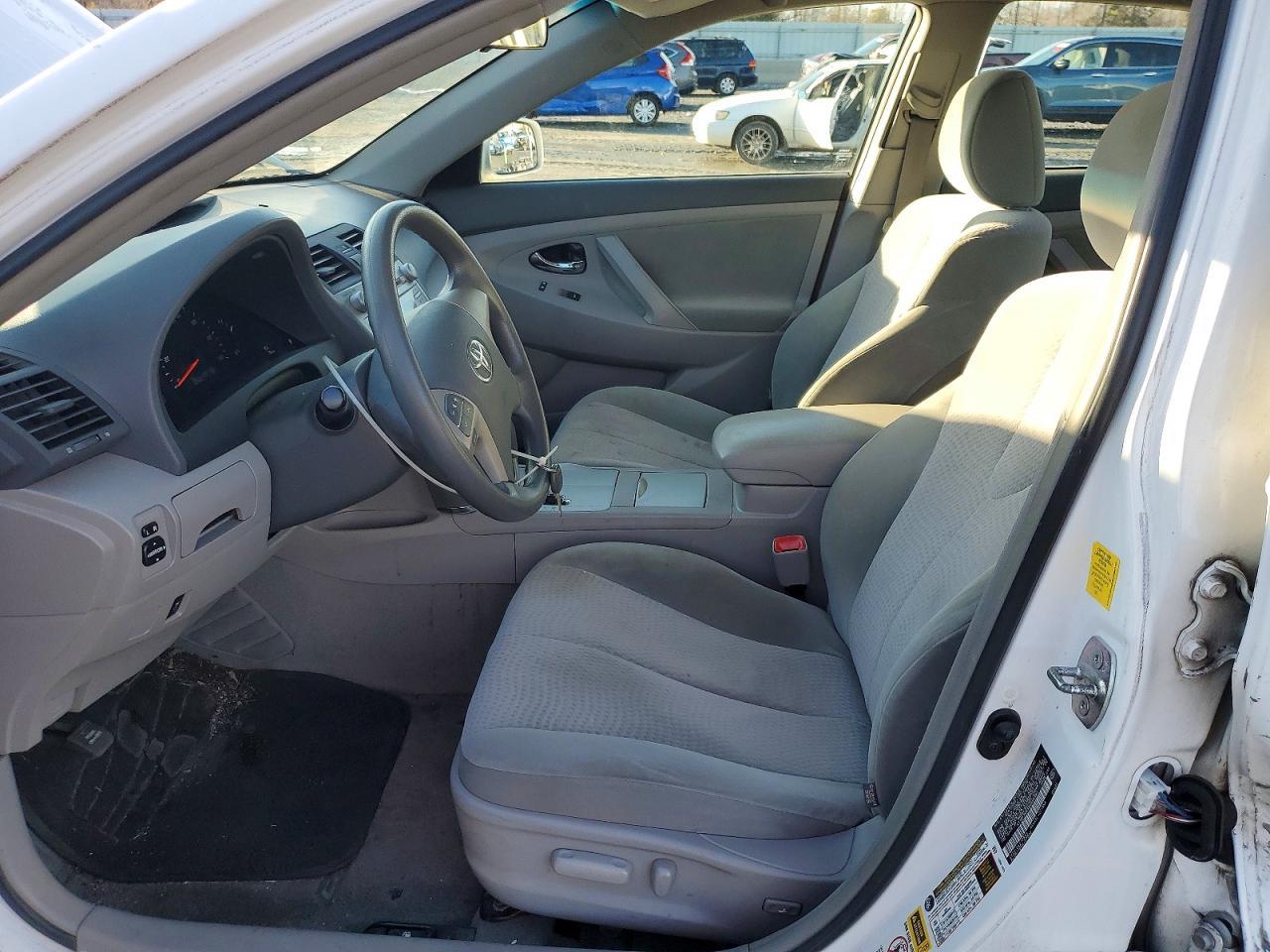 2011 TOYOTA CAMRY