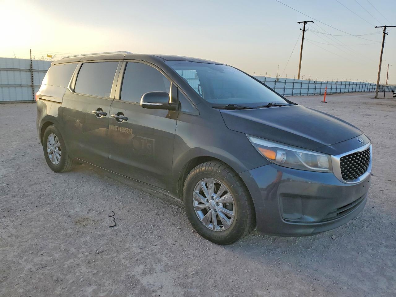 2015 KIA SEDONA