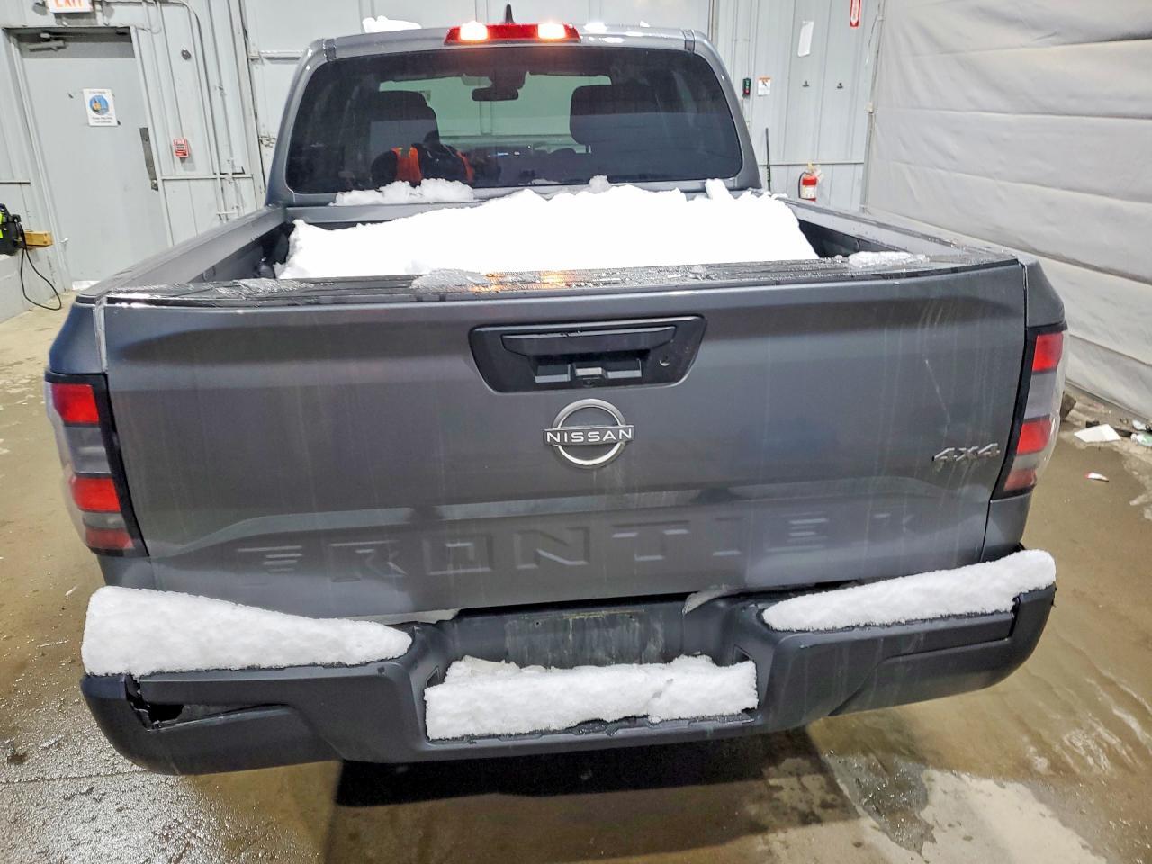 2024 NISSAN Frontier