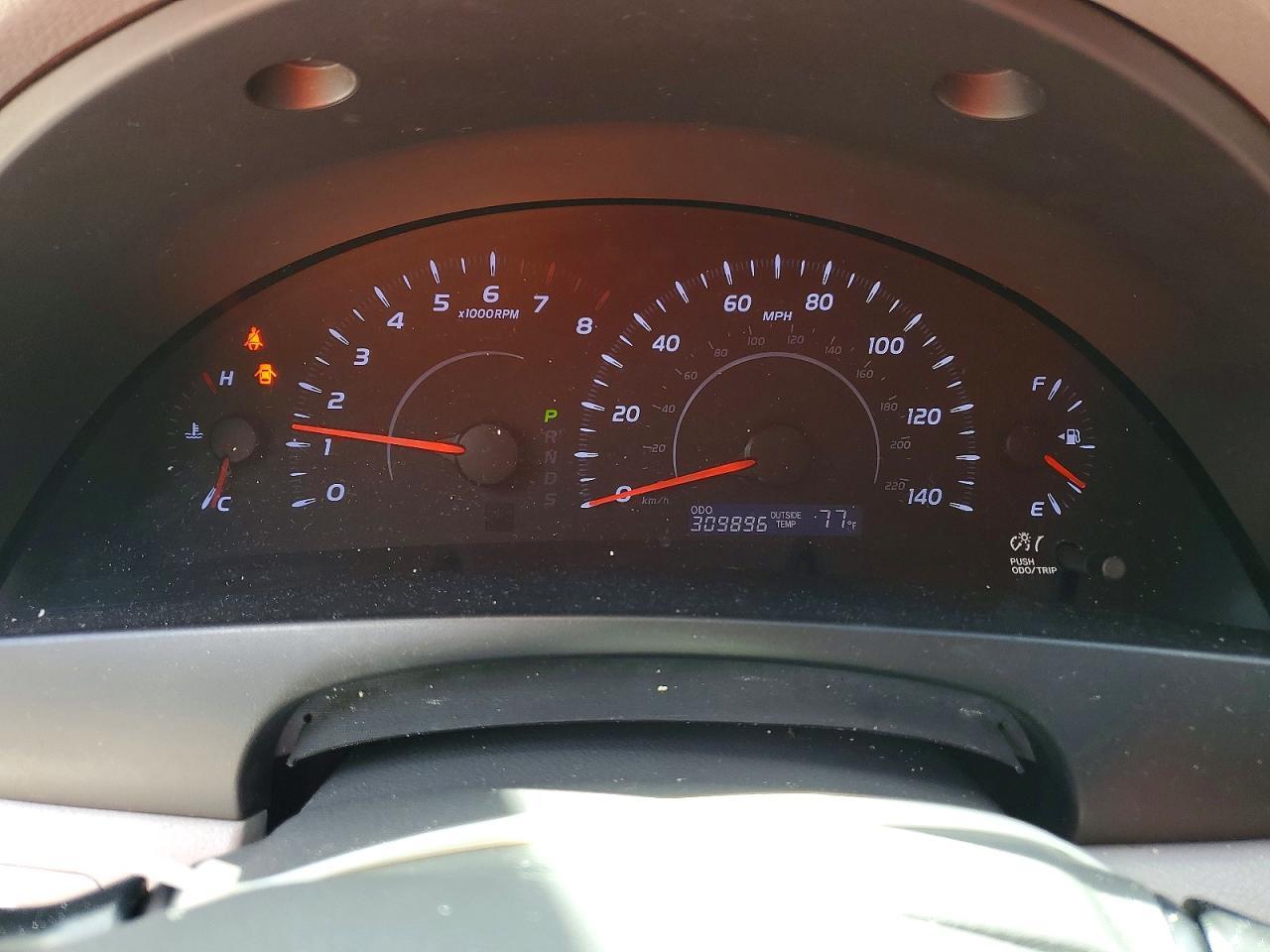 2010 TOYOTA CAMRY
