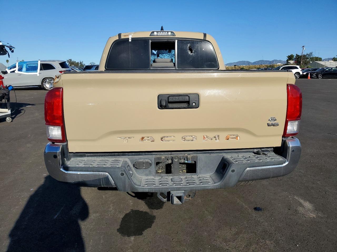 2017 TOYOTA TACOMA