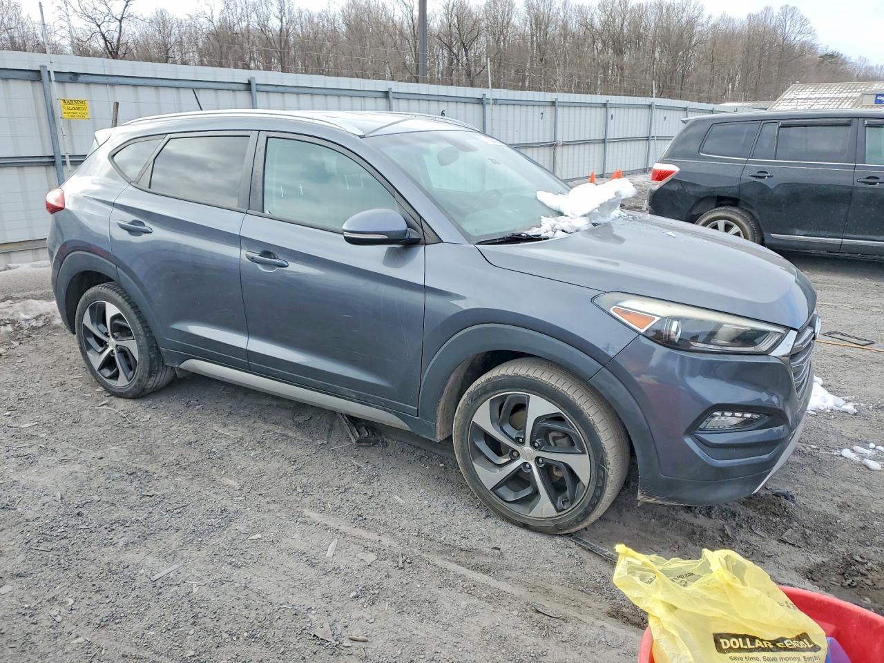 2017 HYUNDAI TUCSON