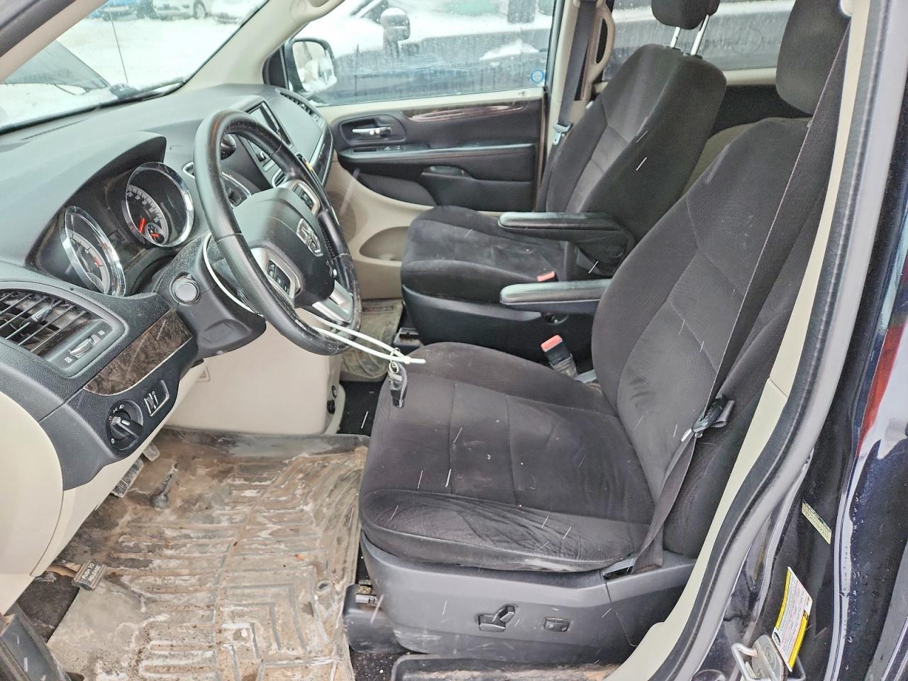 2011 DODGE GRAND CARAVAN