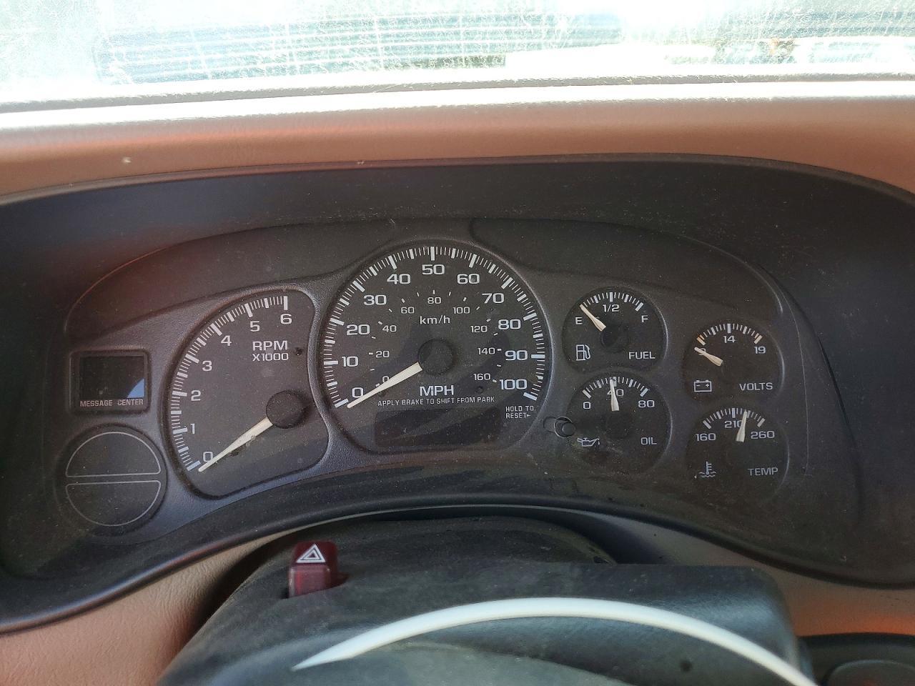 2002 CHEVROLET Tahoe