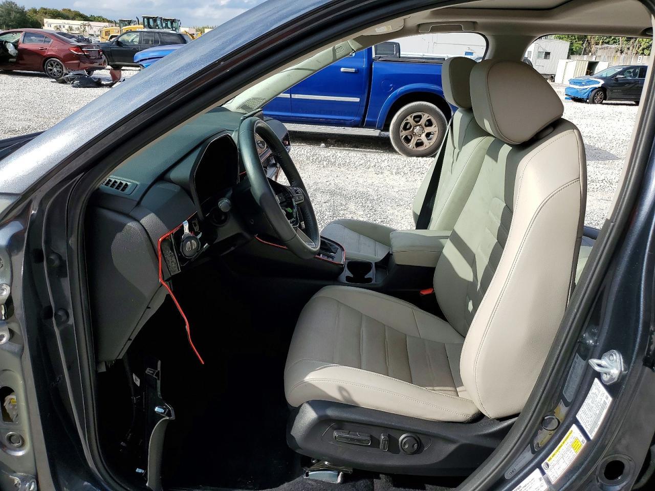 2023 HONDA CR-V