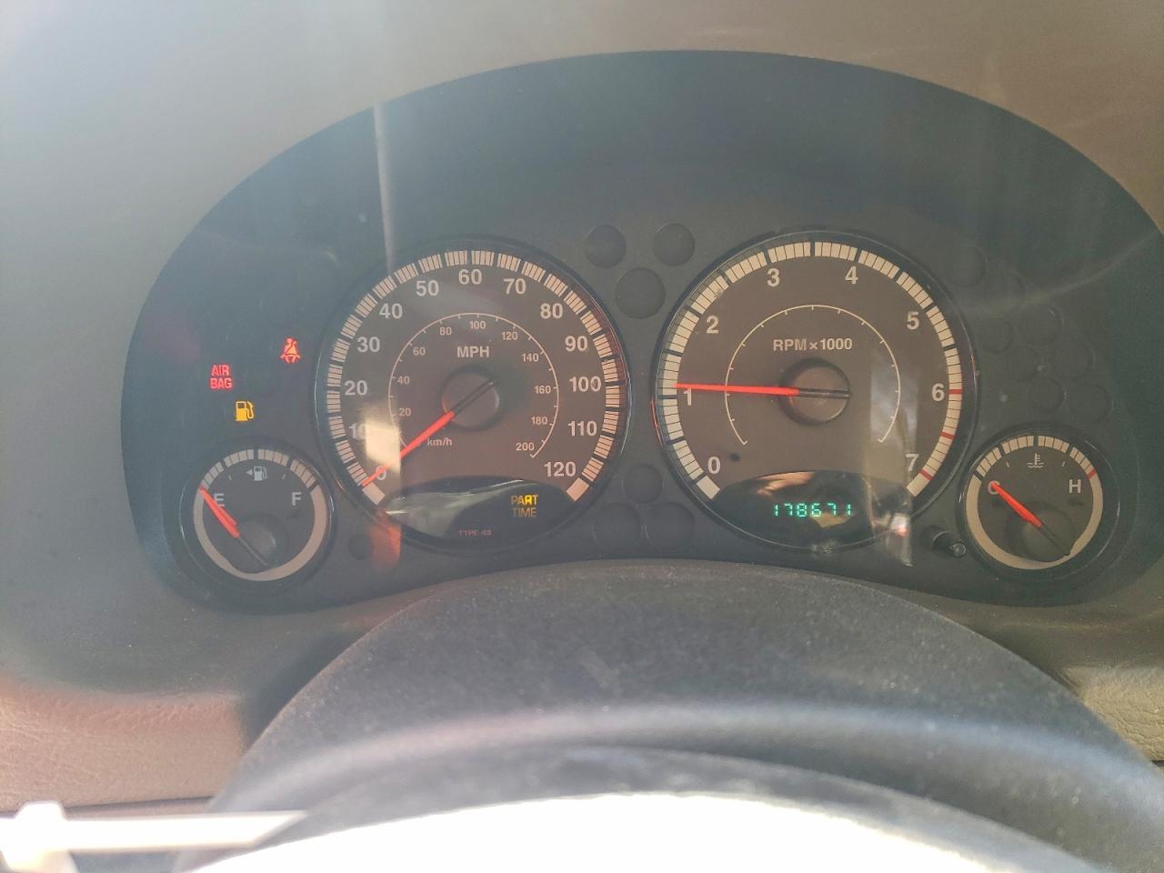2005 JEEP Liberty