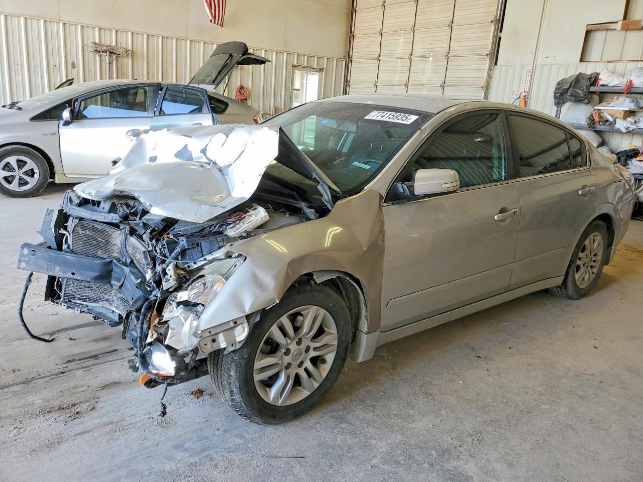 2010 NISSAN ALTIMA