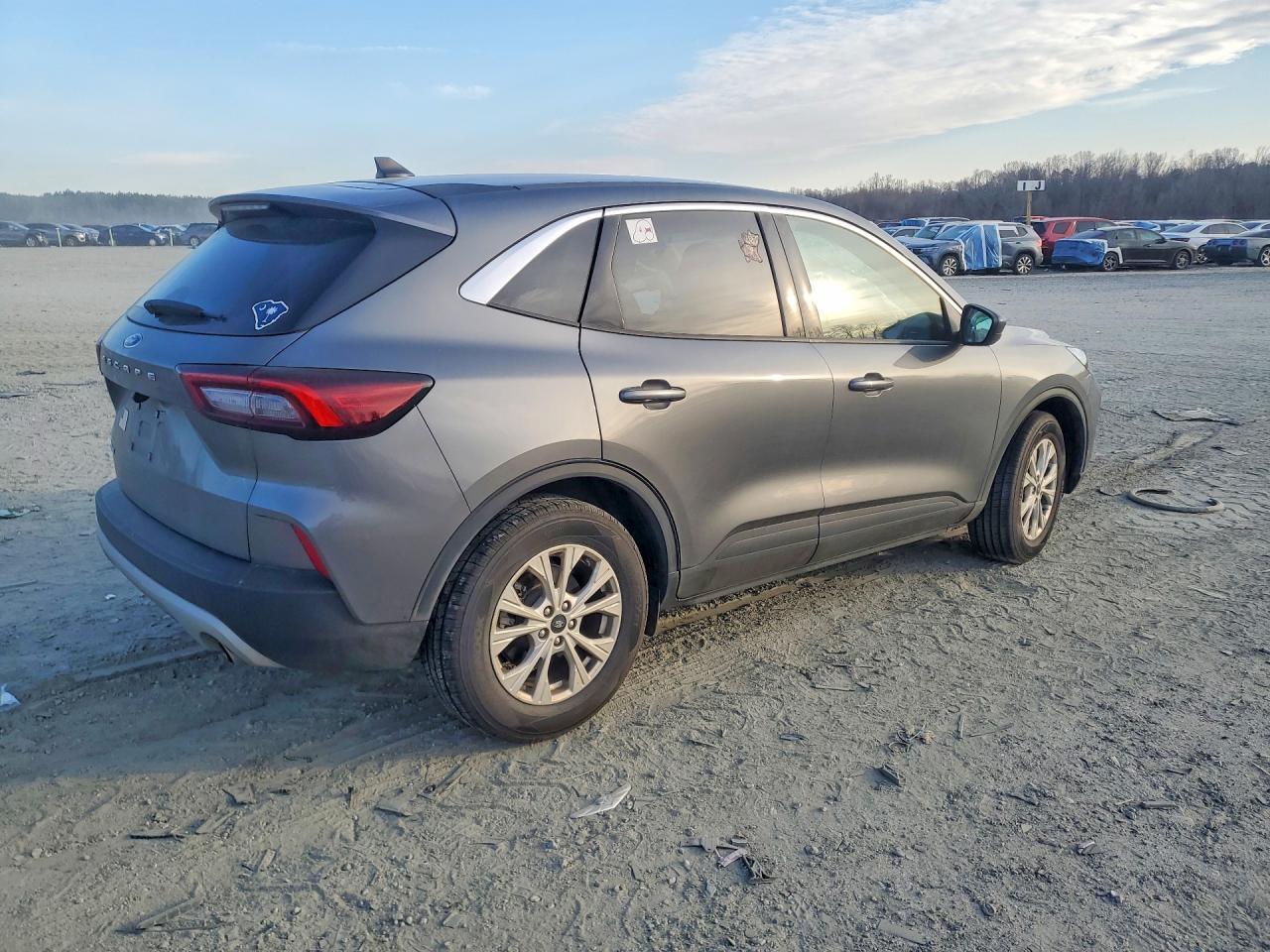 2024 FORD ESCAPE