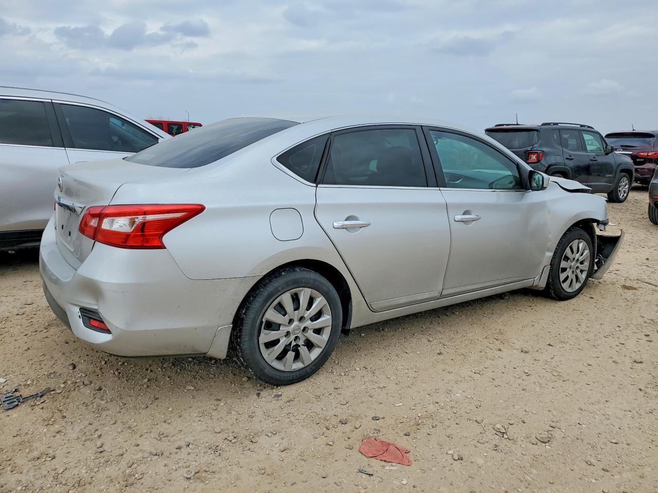 2016 NISSAN SENTRA