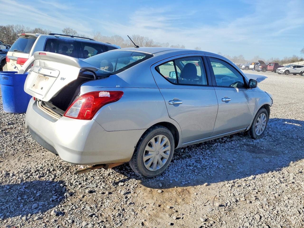 2018 NISSAN VERSA
