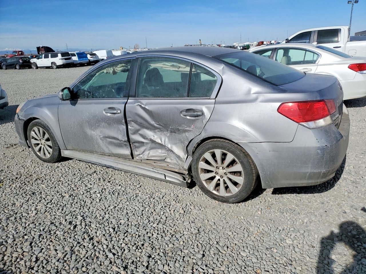 2010 SUBARU Legacy