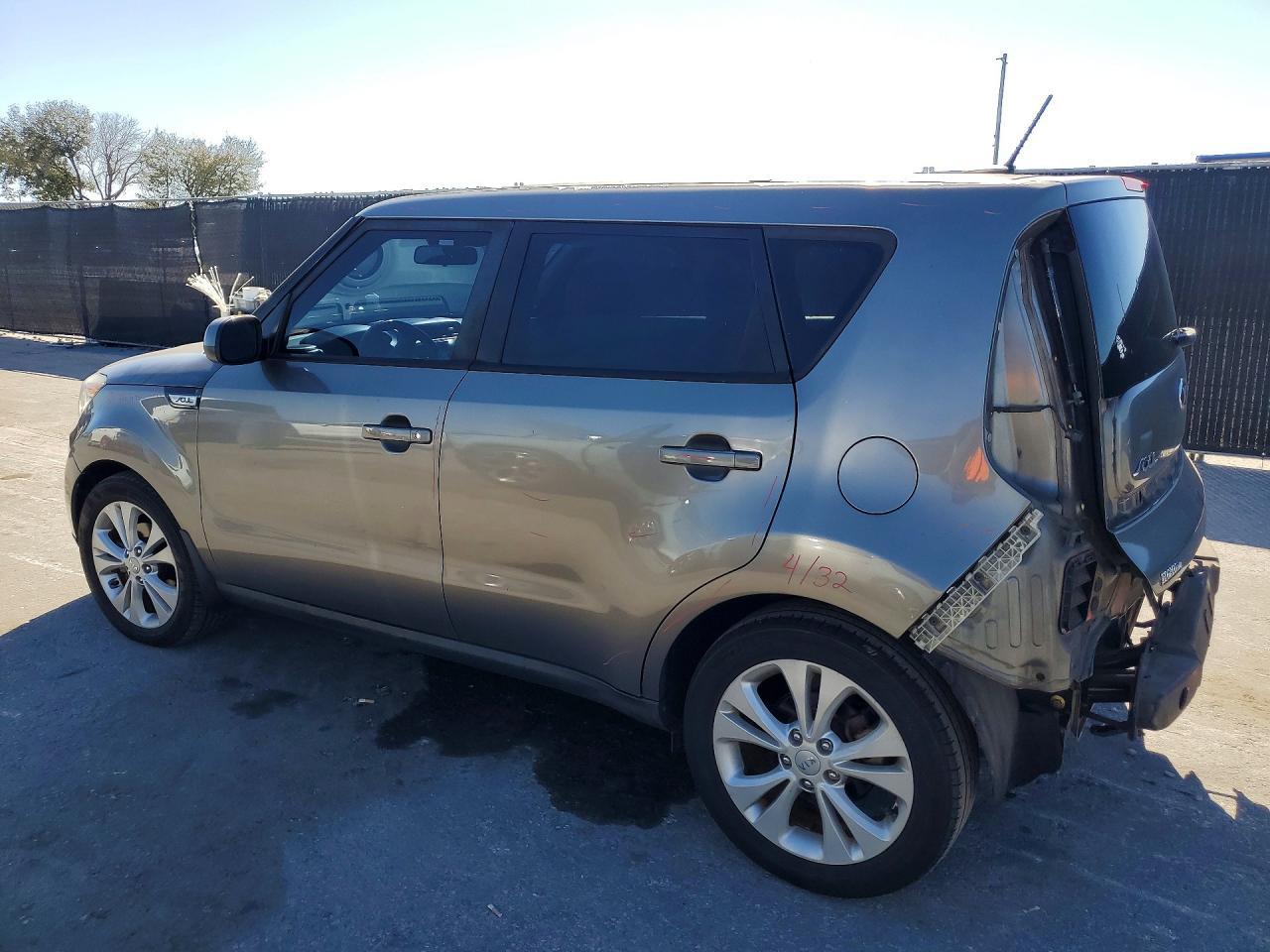 2016 KIA SOUL