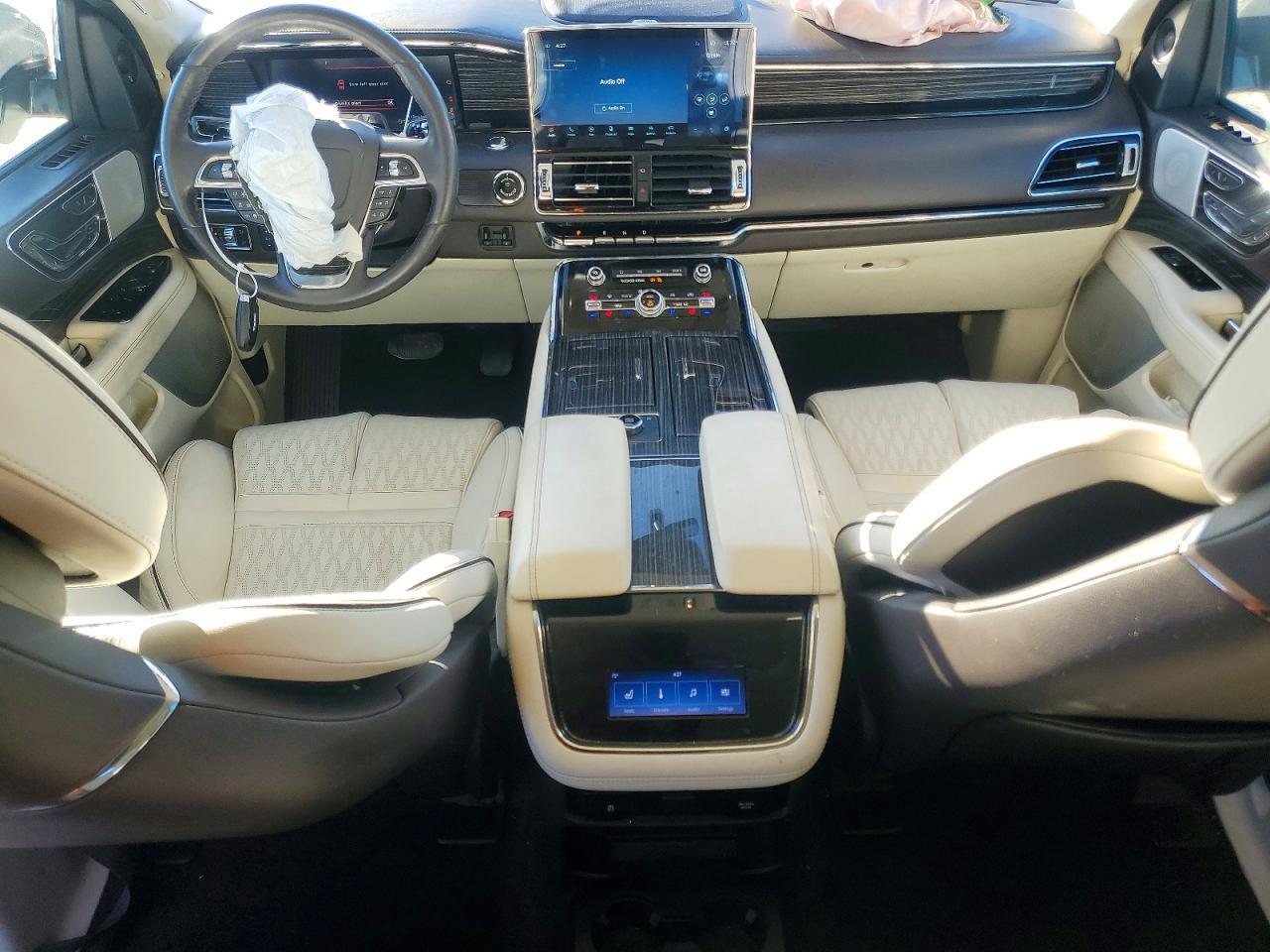 2023 LINCOLN Navigator