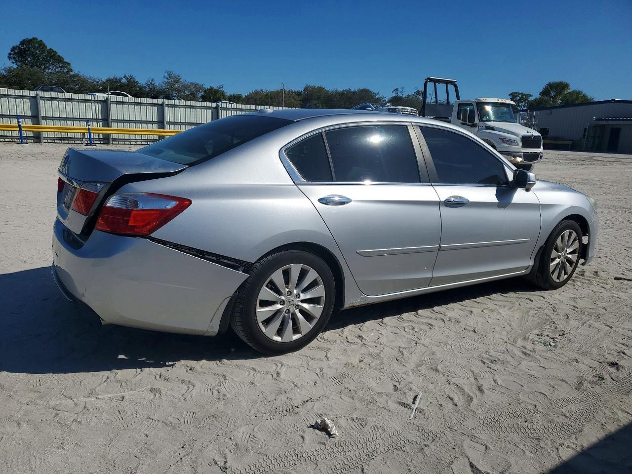 2013 HONDA ACCORD