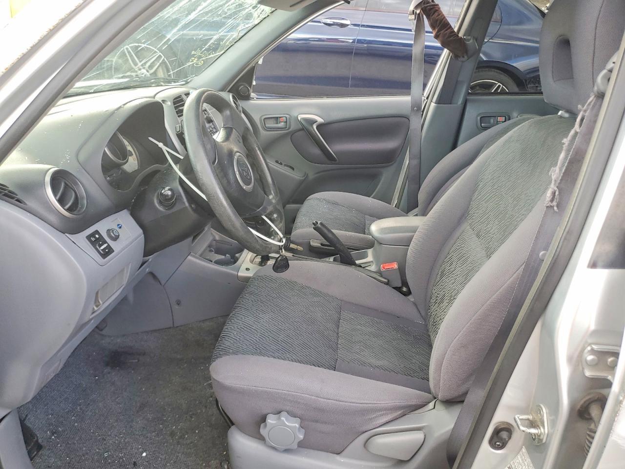 2001 TOYOTA RAV4