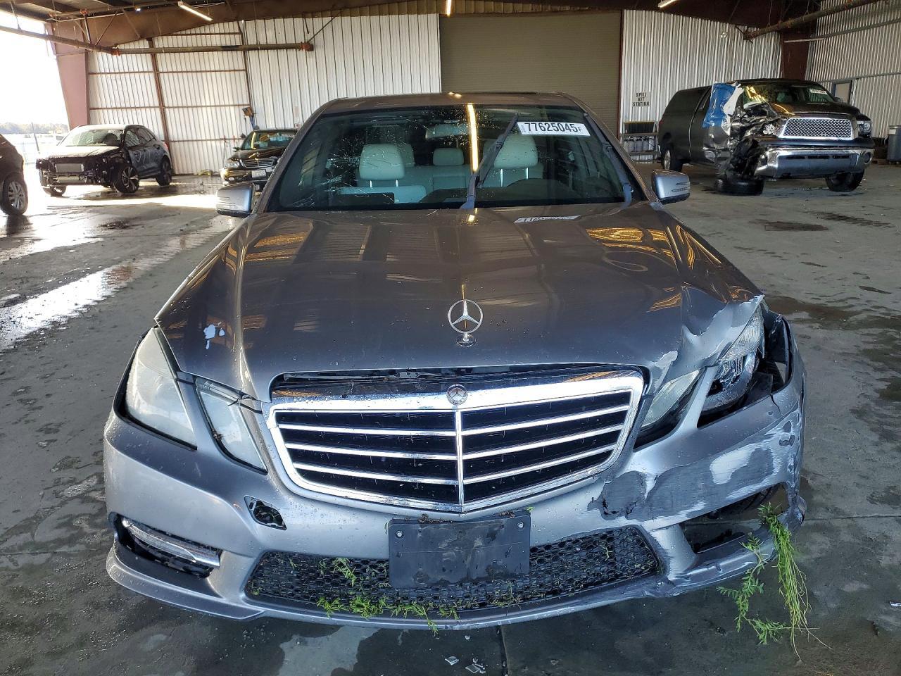 2012 MERCEDES-BENZ E-Class