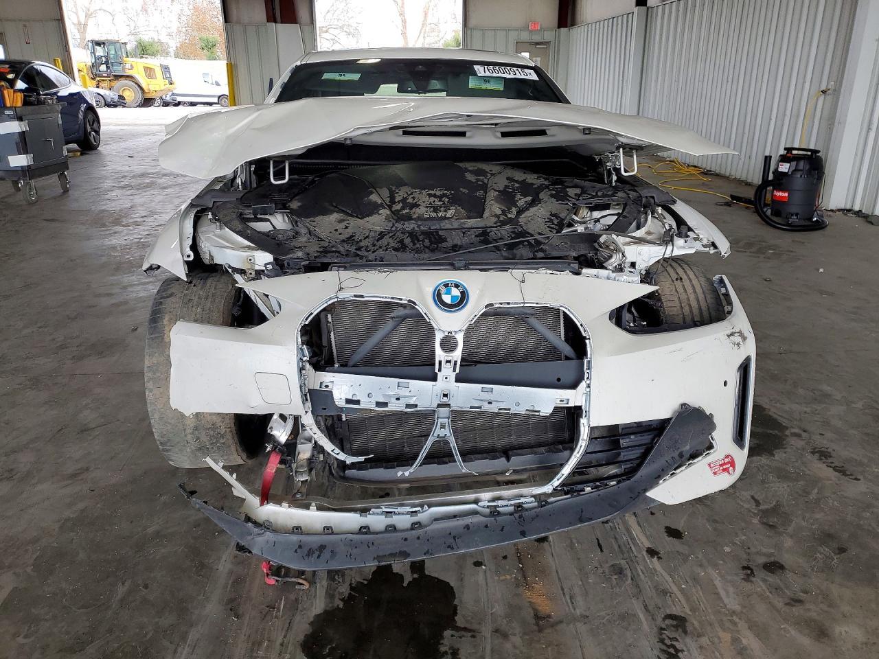 2023 BMW i4
