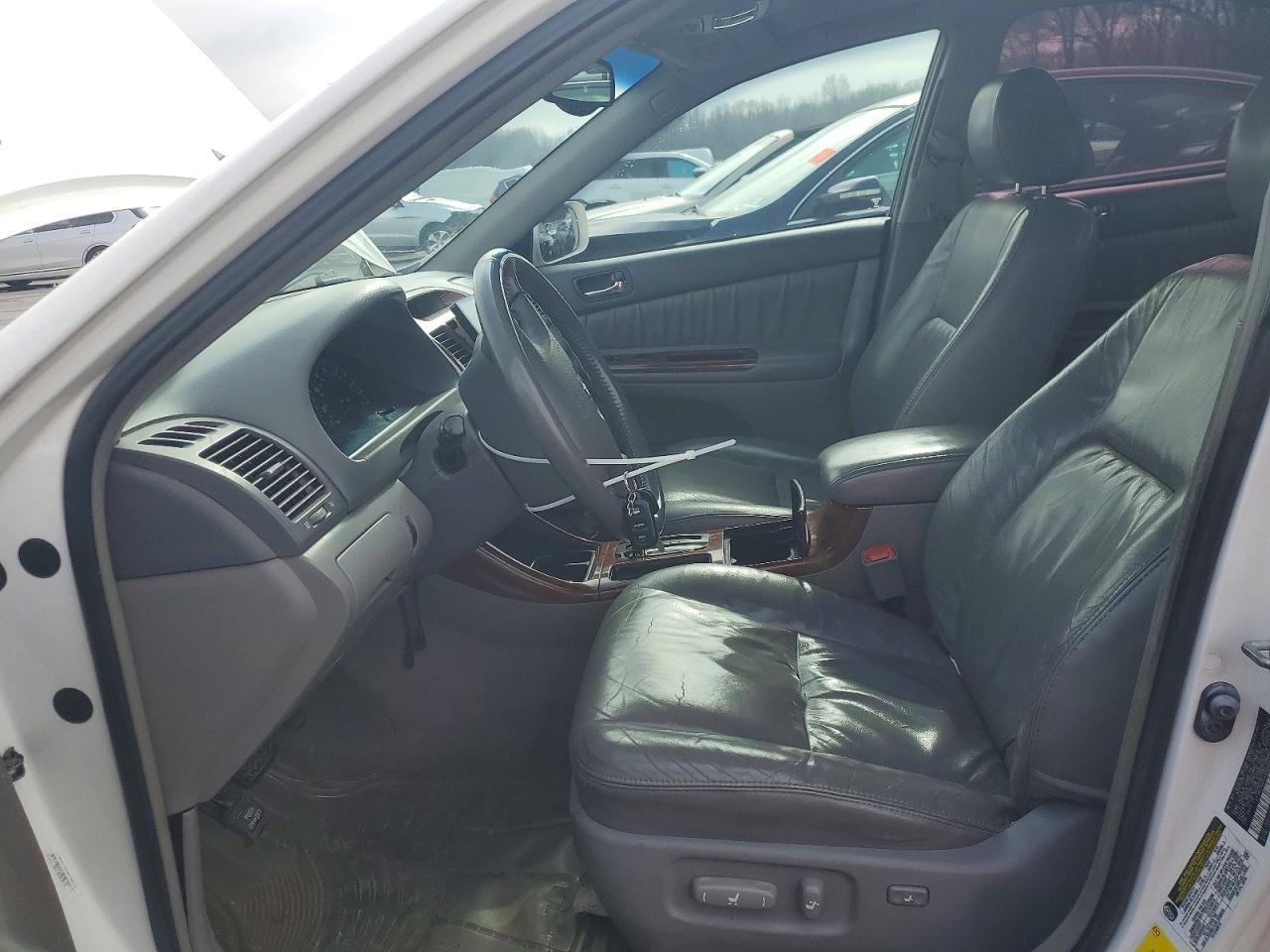 2004 TOYOTA CAMRY