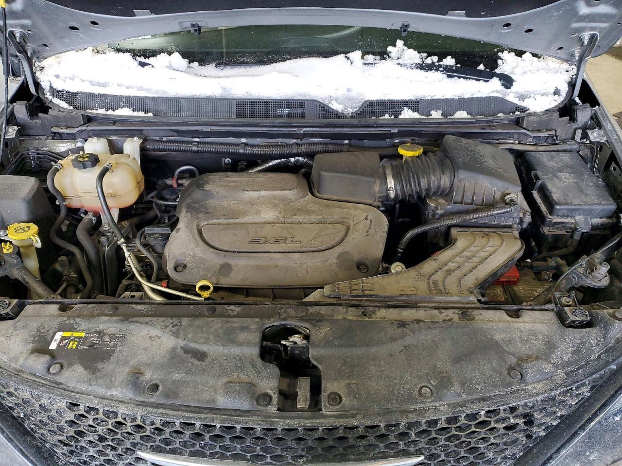 2021 CHRYSLER Voyager