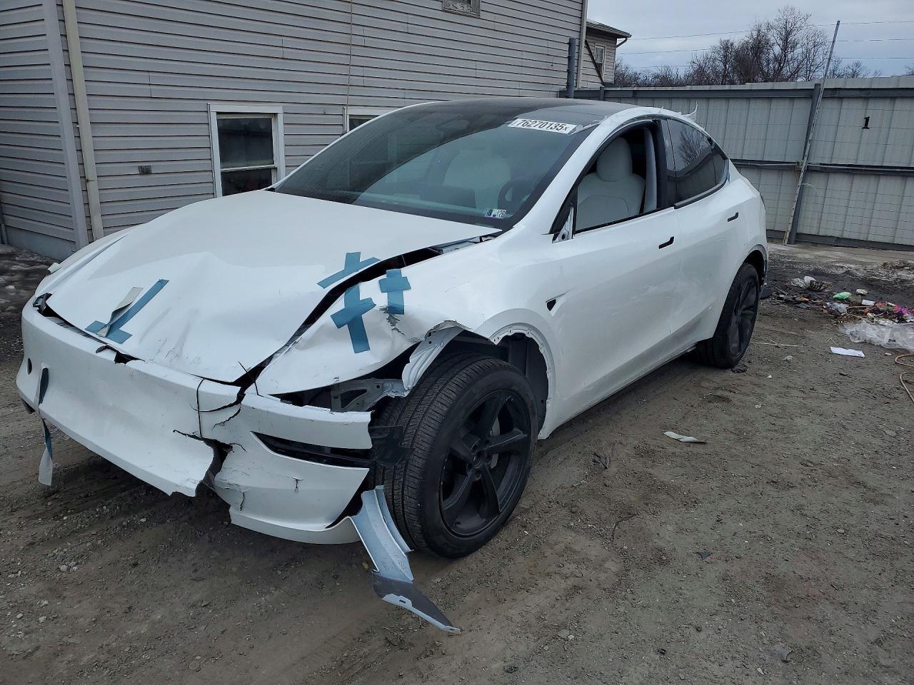 2026 TESLA MODEL Y