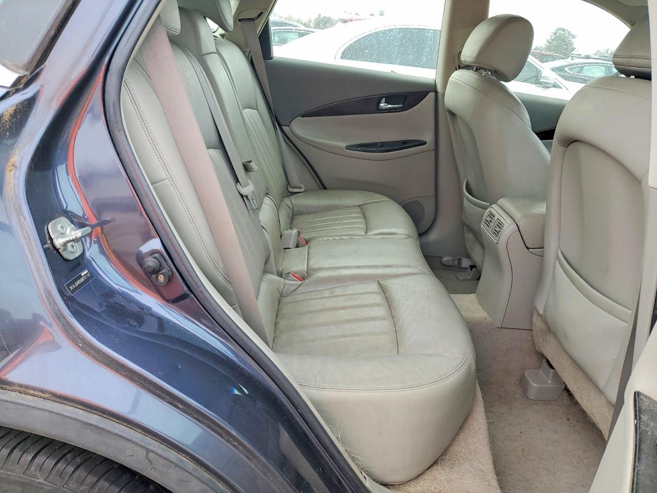 2010 INFINITI EX35