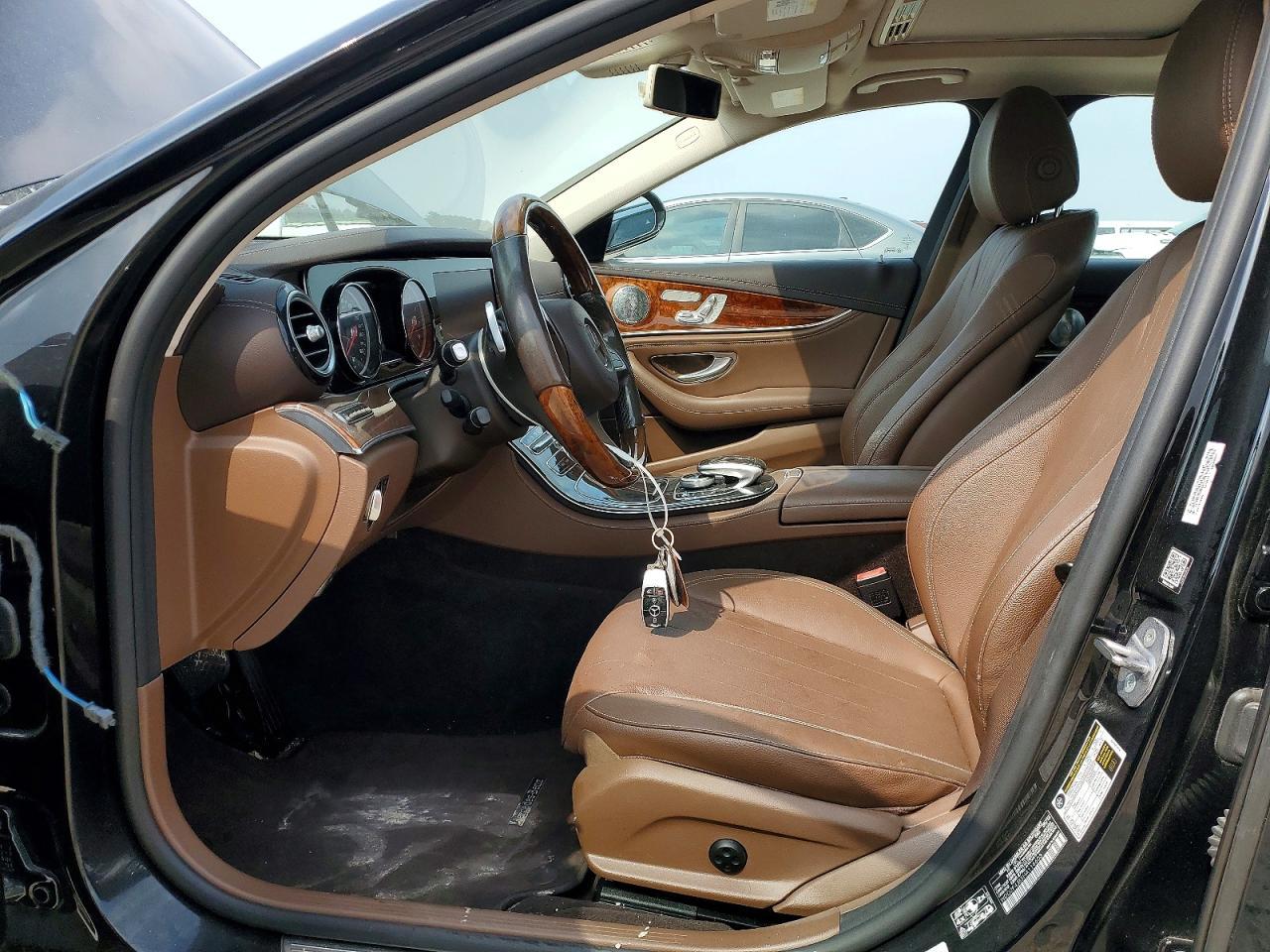 2017 MERCEDES-BENZ E-Class