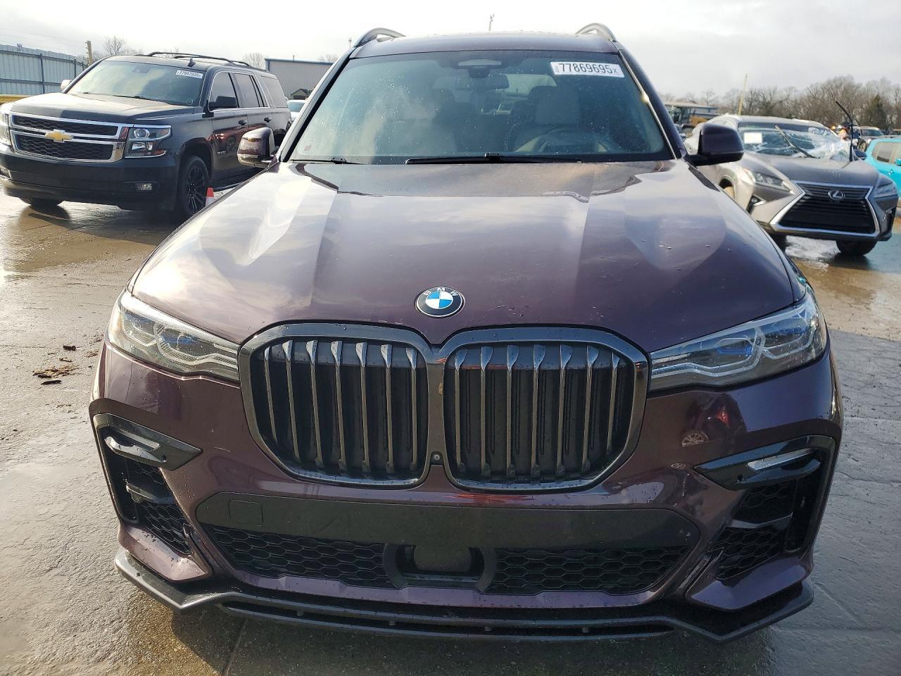2022 BMW X7