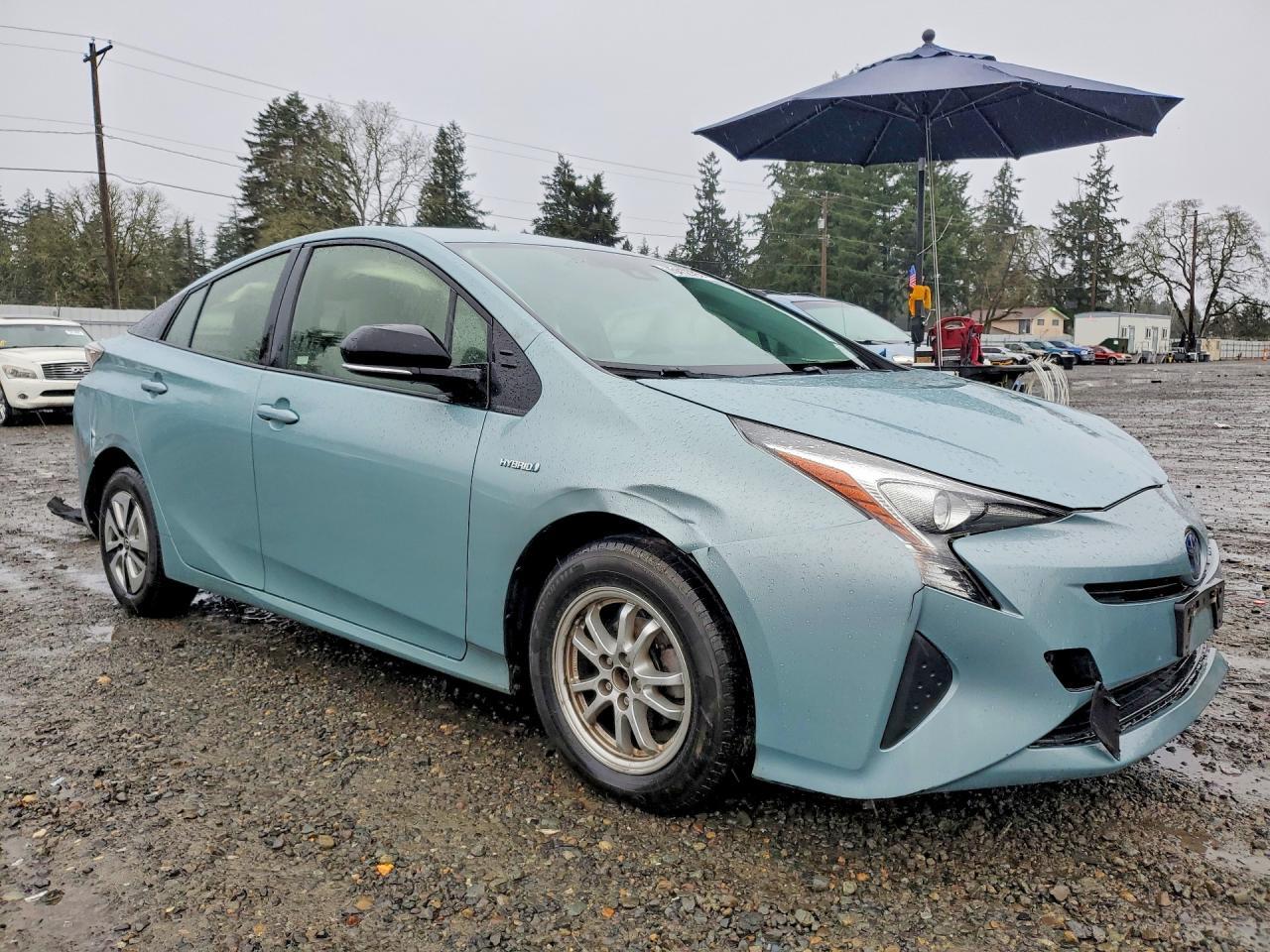 2017 TOYOTA PRIUS
