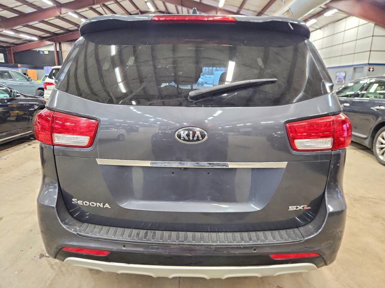 2018 KIA SEDONA