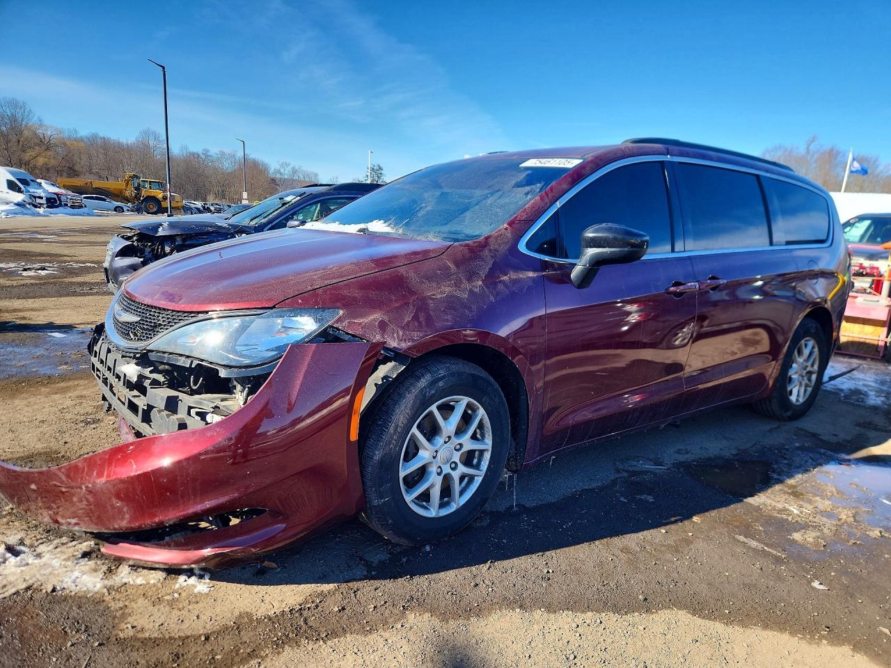 2020 CHRYSLER Voyager