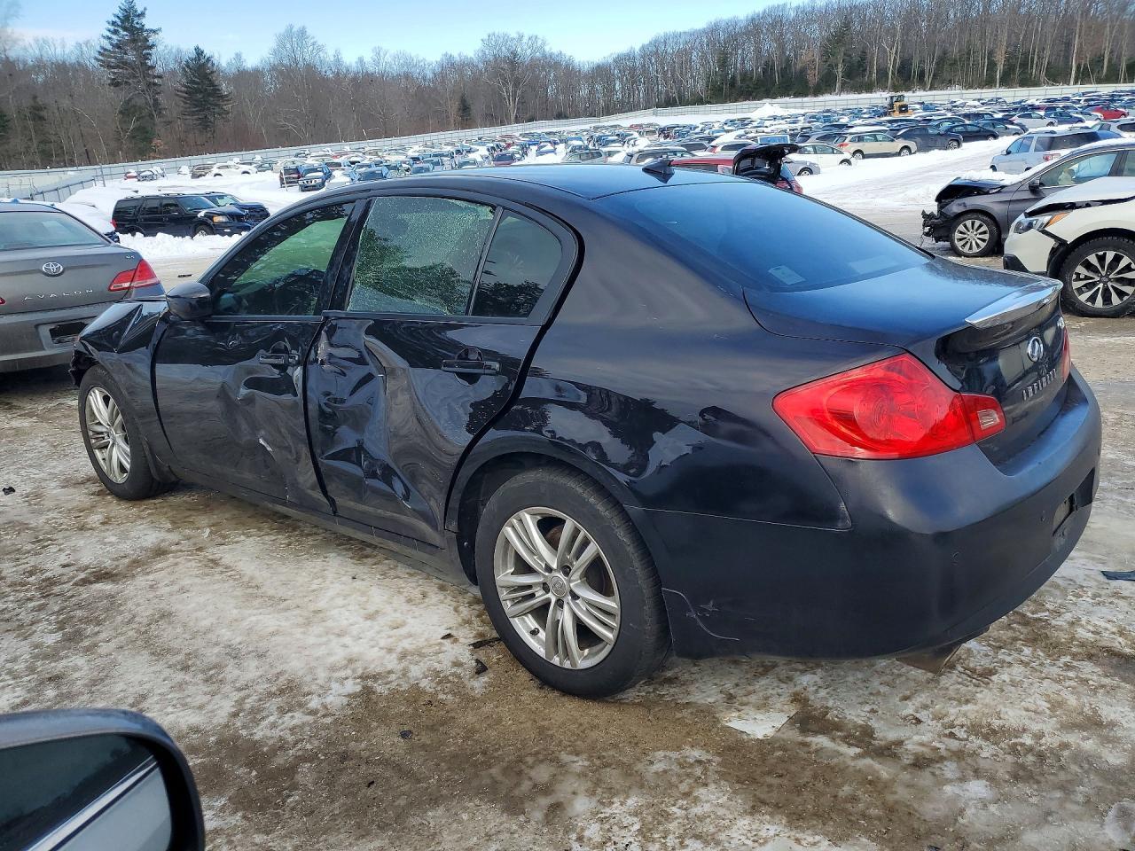 2012 INFINITI G37