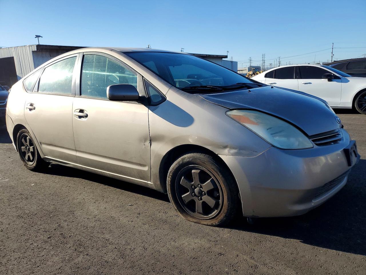 2004 TOYOTA PRIUS