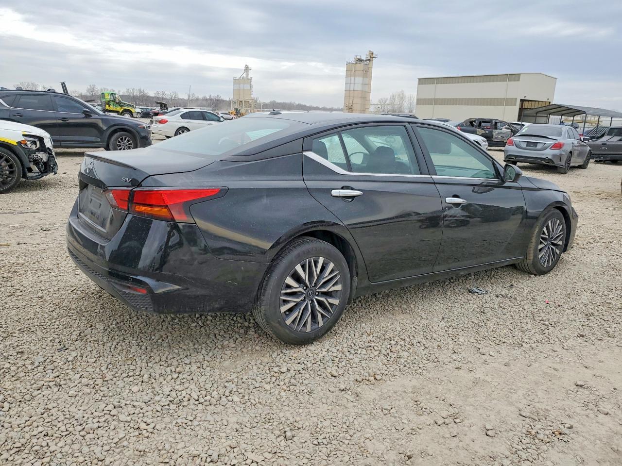 2023 NISSAN ALTIMA