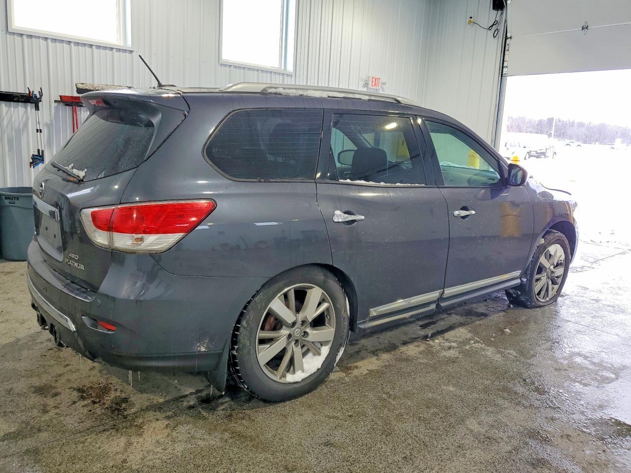 2013 NISSAN PATHFINDER