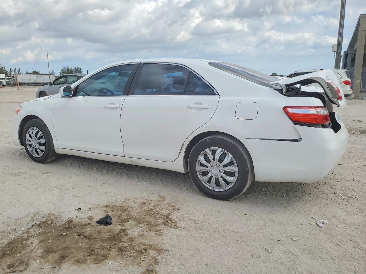 2009 TOYOTA CAMRY