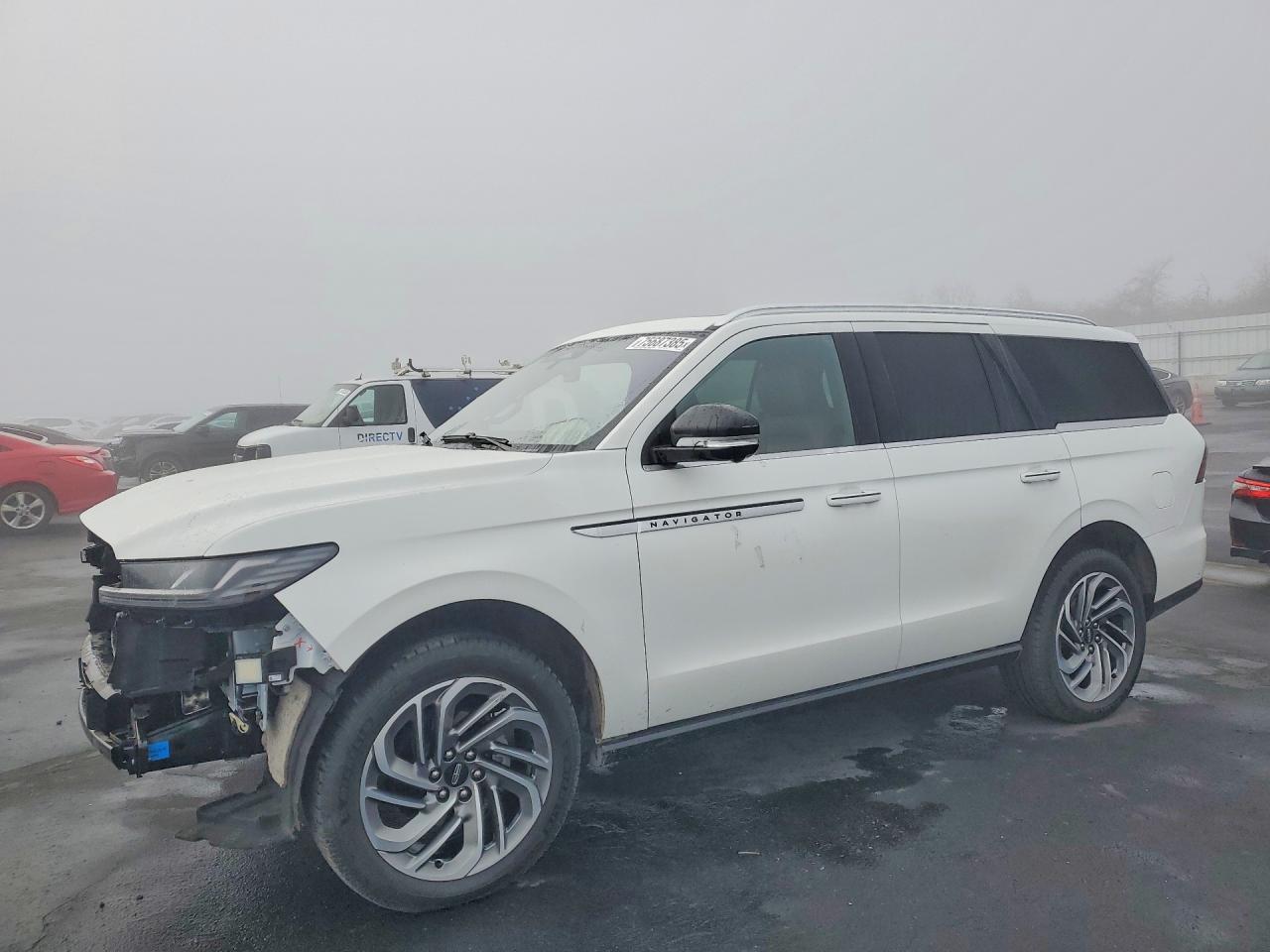 2025 LINCOLN Navigator