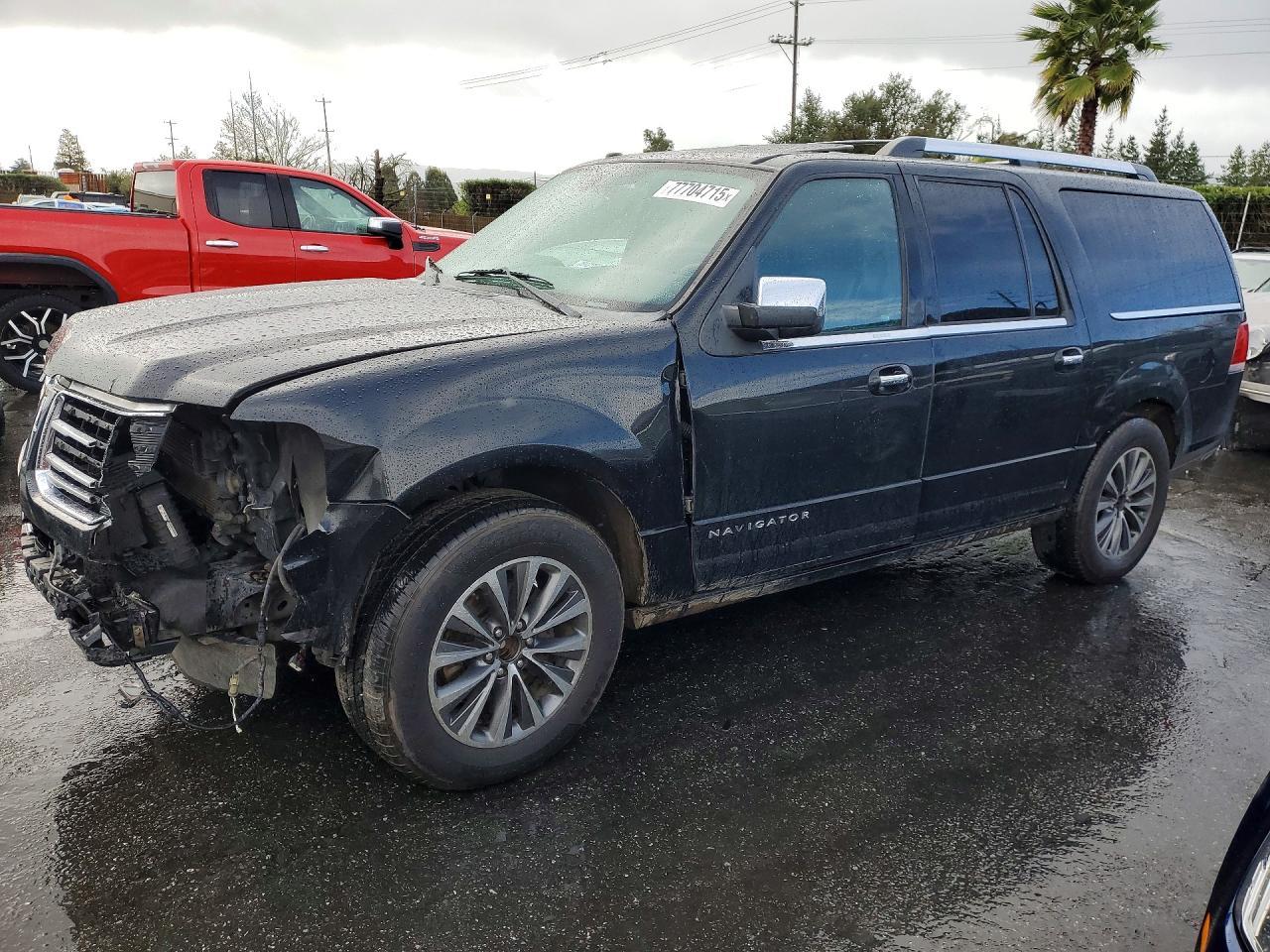 2015 LINCOLN Navigator