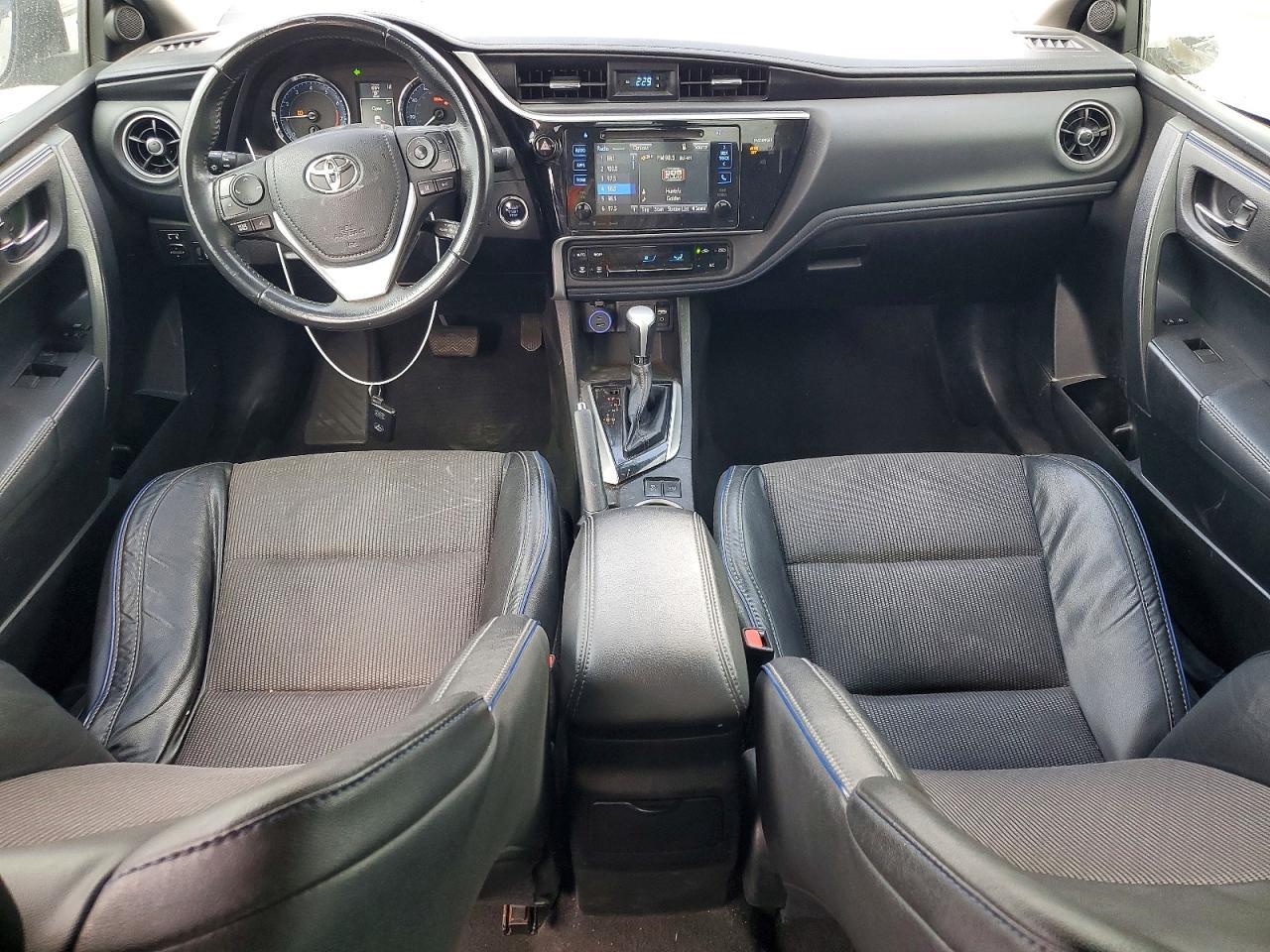 2017 TOYOTA COROLLA